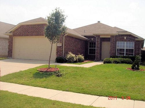 13221 Fiddlers Trl, Fort Worth, TX, 76244-5804 | Card Image