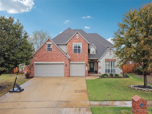 3001 S Tamarack Avenue, Broken Arrow, OK, 74012 | Card Image