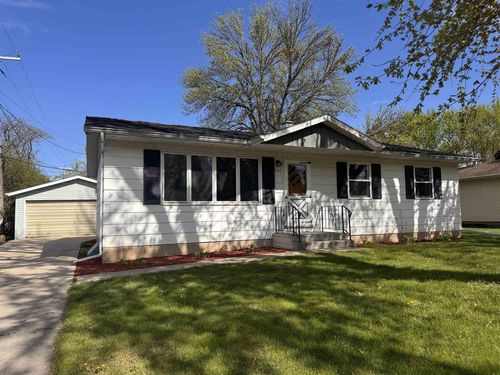 787 Chester Place, Fond Du Lac, WI, 54935 | Card Image