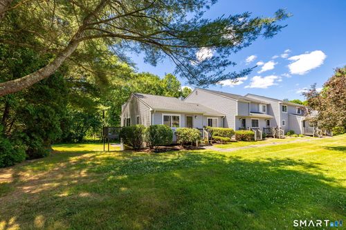 48-48 Chelsea Ln, East Granby, CT, 06026-9636 | Card Image