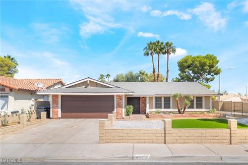 2700 Osborne Ln, Henderson, NV, 89014-3724 | Card Image