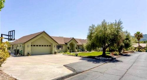 155 Eagle Creek Ct, Atascadero, CA, 93422-5957 | Card Image