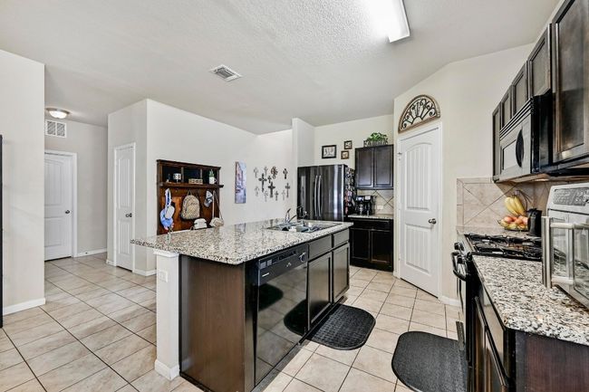 409 Libani Ln, House other with 4 bedrooms, 3 bathrooms and 4 parking in Cedar Park TX | Image 6