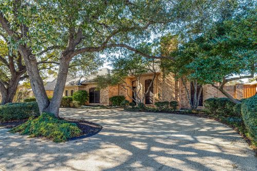 15607 Trails End Dr, Dallas, TX, 75248-4954 | Card Image