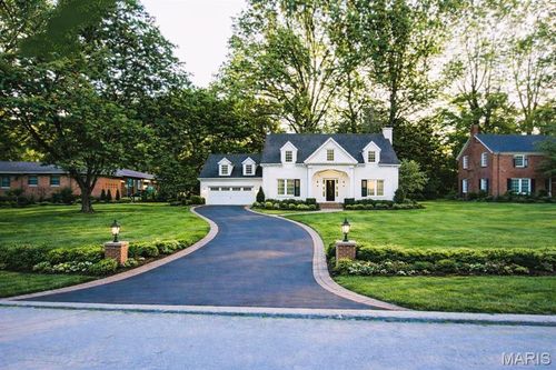 74 Country Club Pl, Belleville, IL, 62223-1933 | Card Image