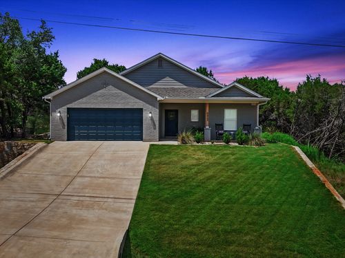 5423 San Jacinto Dr, Granbury, TX, 76048-6542 | Card Image