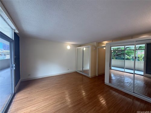 174-952 Ahana Street, Honolulu, HI, 96814 | Card Image