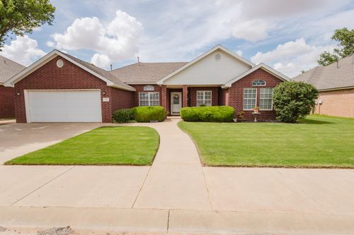 208 Sooner St, Wolfforth, TX, 79382-5300 | Card Image
