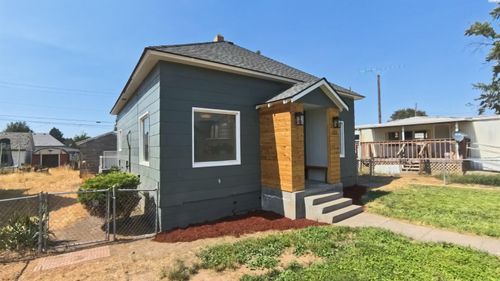 205 E Broadway Ave, Ritzville, WA, 99169-1813 | Card Image