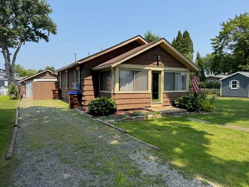 10868 Woodman St, Conneaut Lake, PA, 16316-2772 | Card Image