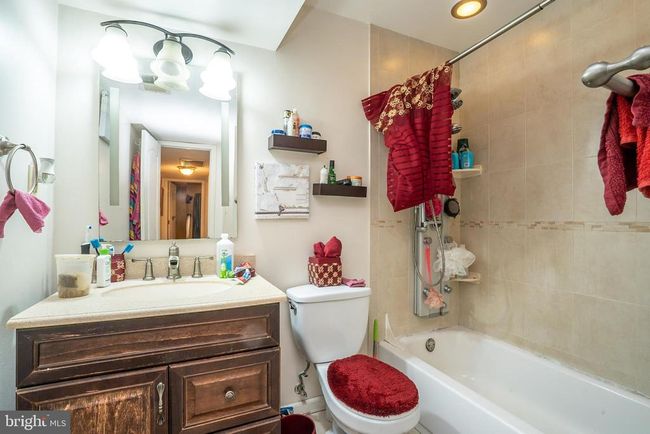 J4 Avon Dr, Condo with 2 bedrooms, 2 bathrooms and null parking in East Windsor NJ | Image 16