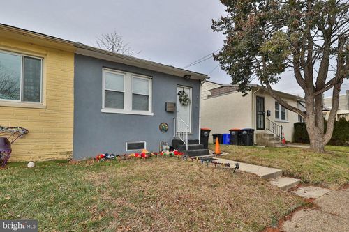 714 Ward St, CHESTER, PA, 19013-2123 | Card Image