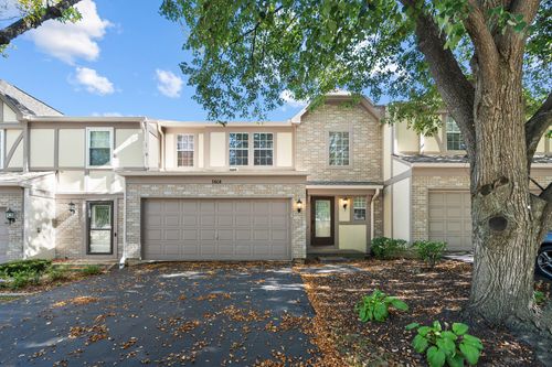 1404 W Sapphire Dr, Hoffman Estates, IL, 60192-3813 | Card Image