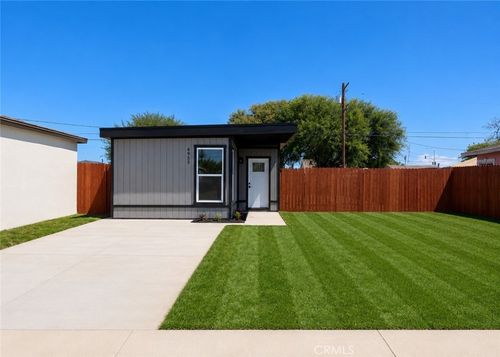 4953 E San Carlos St, Compton, CA, 90221-2528 | Card Image