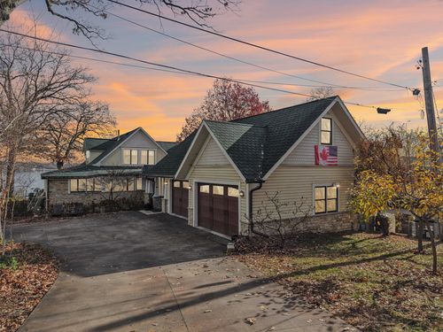 N4296 Alpine Village Ln, CAMBRIDGE, WI, 53523-9537 | Card Image