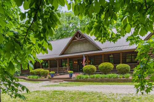 1635 Right Prong Blue Buck Rd, Duck River, TN, 38454-3713 | Card Image