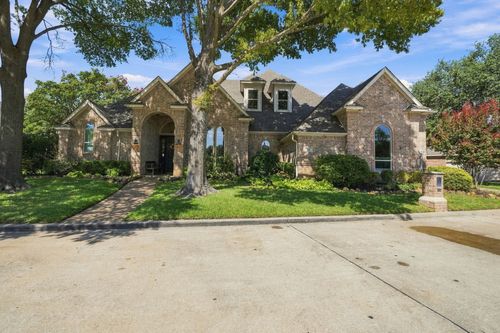 402 Southridge Lakes Pkwy, Southlake, TX, 76092-5908 | Card Image