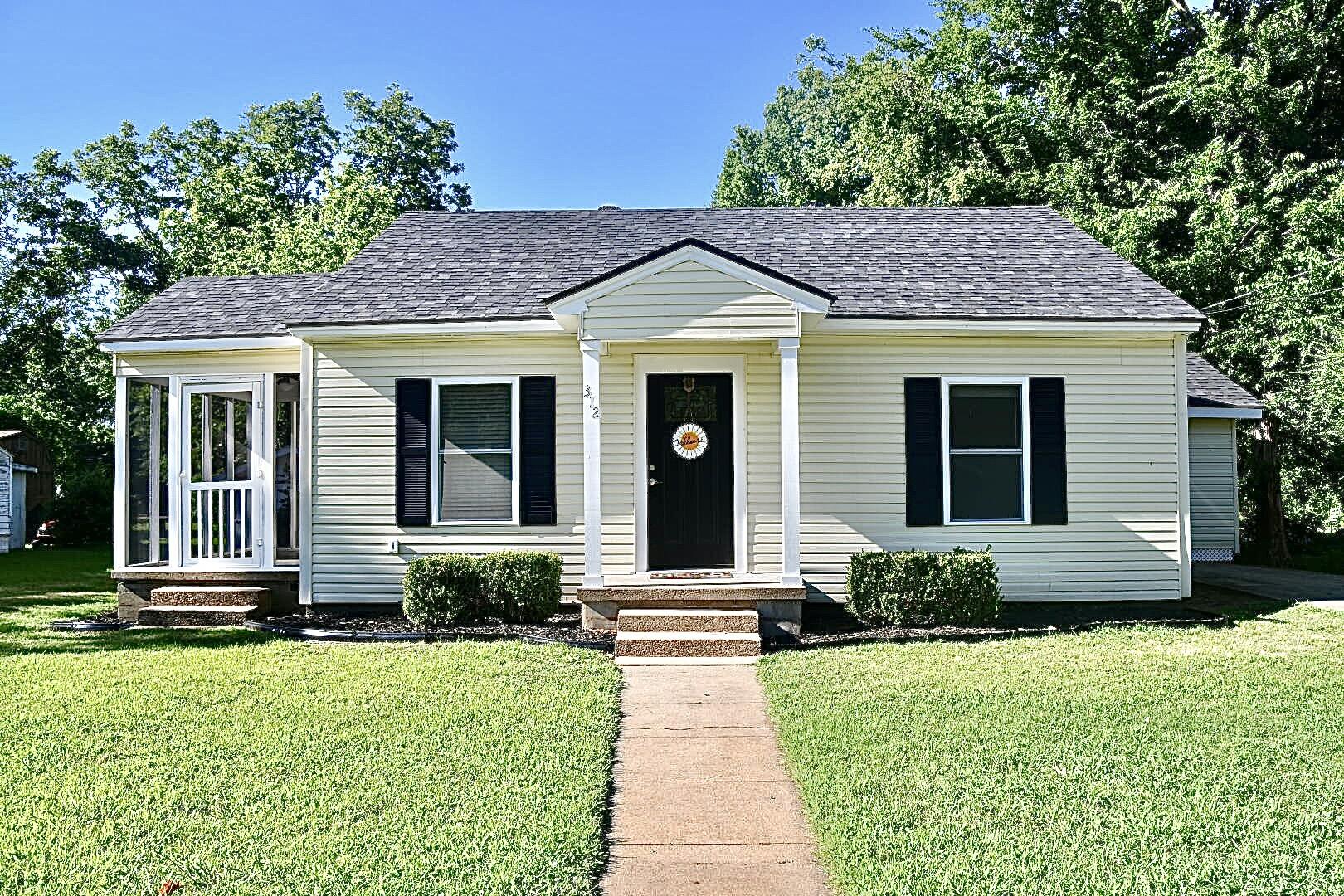H St, Russellville, AR 72801 #1