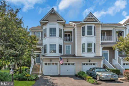 9 South Drive, SOUTH AMBOY, NJ, 08879 | Card Image