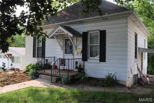 703 Peers Ave, Collinsville, IL, 62234-3543 | Card Image