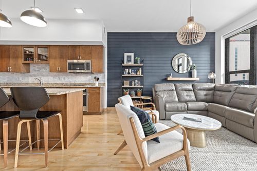 apt-909-740 Portland Ave, Minneapolis, MN, 55415-3605 | Card Image