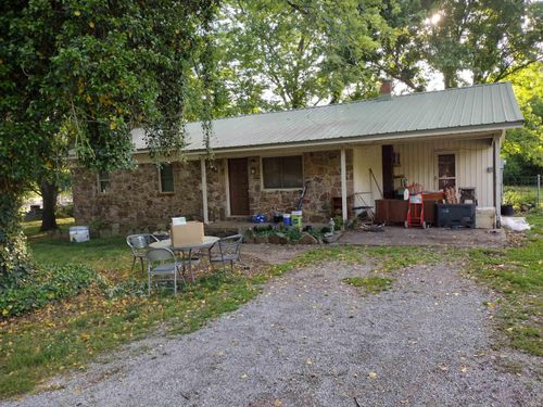 409 Hughes Ave, Mountain View, AR, 72560-8469 | Card Image