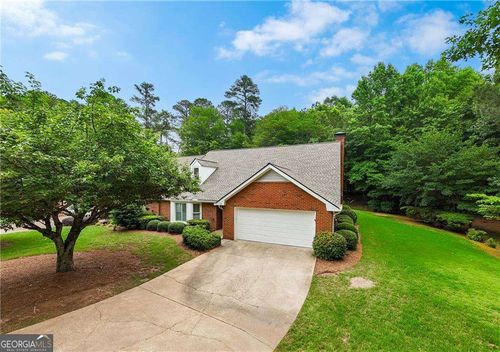 300 Brickleberry Drive, Roswell, GA, 30075 | Card Image
