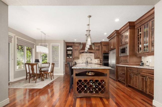 10 Spring Valley Pl Sw, House other with 5 bedrooms, 5 bathrooms and 6 parking in Calgary AB | Image 11