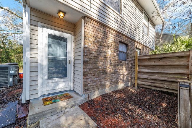 4538 Sw 44 Th Ln, House other with 2 bedrooms, 1 bathrooms and null parking in GAINESVILLE FL | Image 5