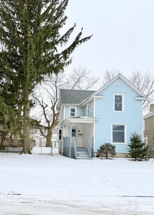 1009 Napoleon St, Fremont, OH, 43420-2325 | Card Image