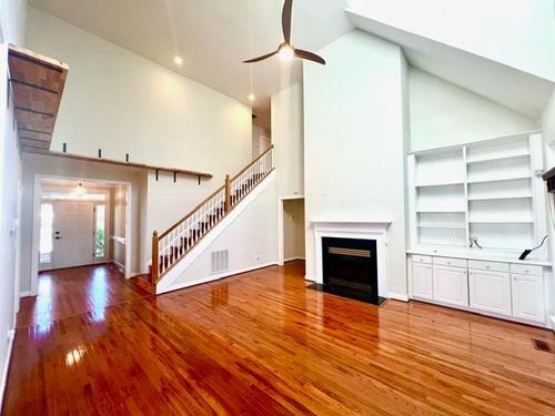 803 E Oak Dr, Durham, NC, 27705-1883 | Card Image