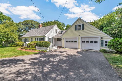 18 Quivet Dr, South Dennis, MA, 02660-2100 | Card Image