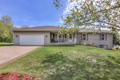 311 Glenwood Court, Chippewa Falls, WI, 54729 | Card Image