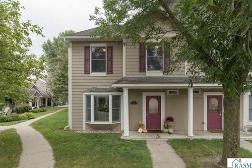 1840 Haralson Ct, Saint Peter, MN, 56082-1765 | Card Image