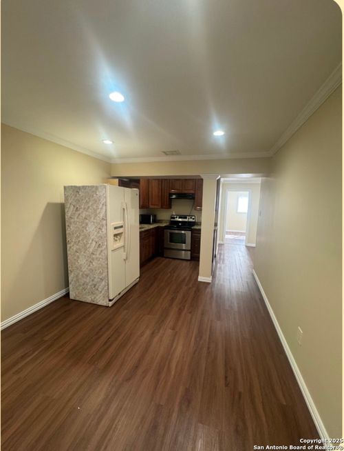 1-219 W Silver Sands Dr, San Antonio, TX, 78216-3536 | Card Image