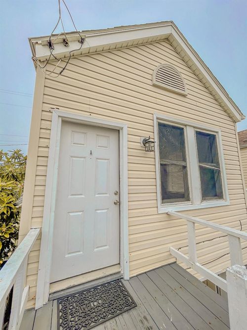 a-4114 Avenue S 1/2, Galveston, TX, 77550 | Card Image