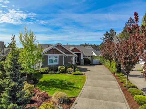 856 Bluffs Dr, Qualicum Beach, BC, V9K0A2 | Card Image