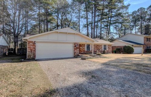 9715 Grapevine Dr, Little Rock, AR, 72210-0000 | Card Image