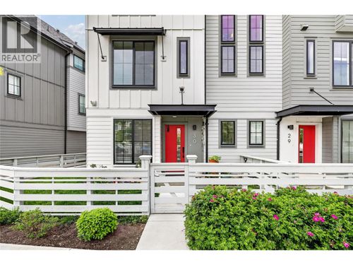 30-307 Glen Park Drive, Kelowna, BC, V1V0H1 | Card Image