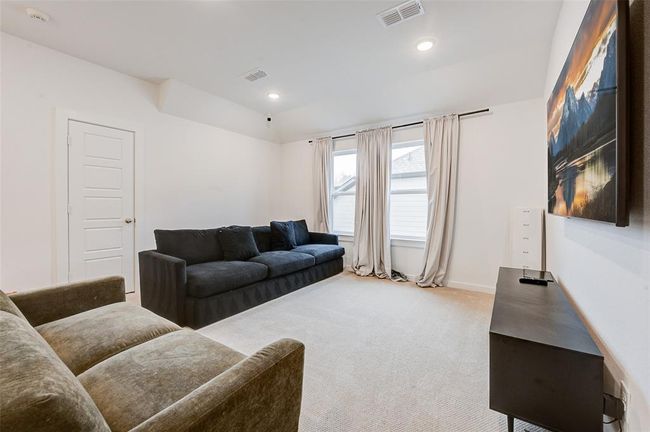 Family room | Image 35