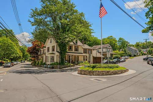 1 Maple St, Chester, CT, 06412-1314 | Card Image