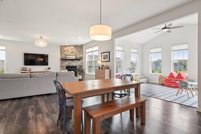 8975 W Eagle Court, House other with 5 bedrooms, 3 bathrooms and null parking in Mequon WI | Image 13