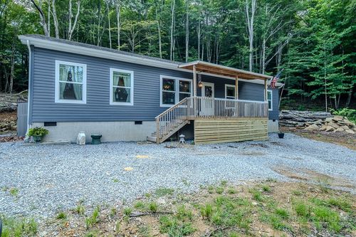 211 Wild Daisy Ln, Beech Mountain, NC, 28604 | Card Image