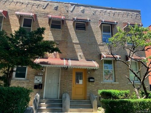 4133 Digney Ave, Bronx, NY, 10466-2072 | Card Image