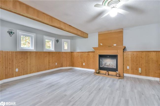 8468 8 Th Line, House other with 4 bedrooms, 2 bathrooms and 8 parking in Utopia ON | Image 21