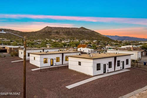 1671 S San Jose Dr, Tucson, AZ, 85713-1347 | Card Image