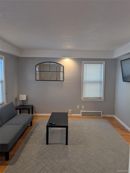 1204 23rd St, Wyandotte, MI, 48192-3030 | Card Image