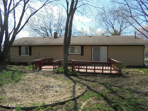 66 Barrow Dr, Crystal Lake, IL, 60014-7826 | Card Image