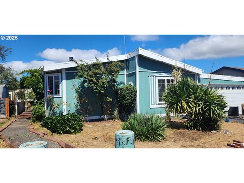 64-90971 Highway 101, Warrenton, OR, 97146-9331 | Card Image