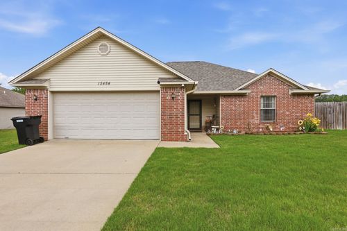 15484 Walnut Glen Dr, Alexander, AR, 72002-1607 | Card Image